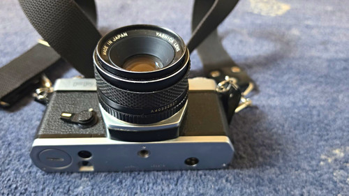 Yashica silver 35mm - ii,