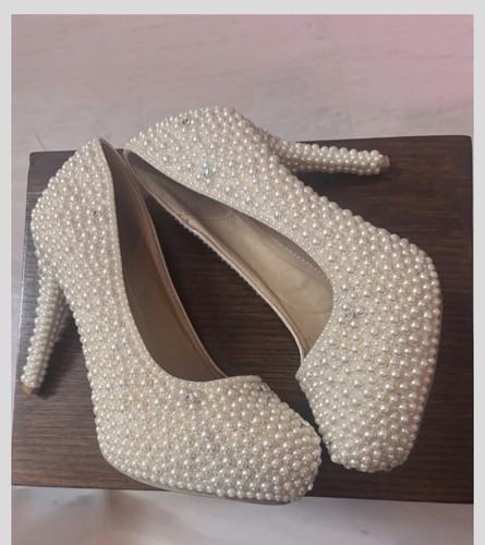 Stunning ivory pearl - stunning,