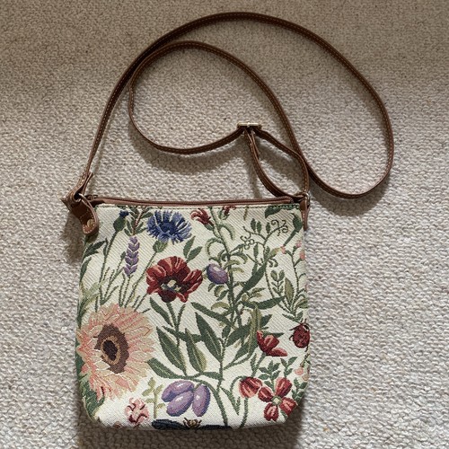 Signare tapestry crossbody - tapestry,