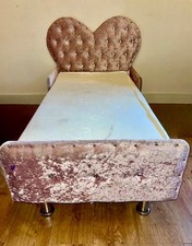 Pink Crushed Velvet heart