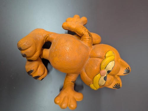 Poseable garfield toy from - garfield,