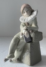Retired LLADRO Figure 5203