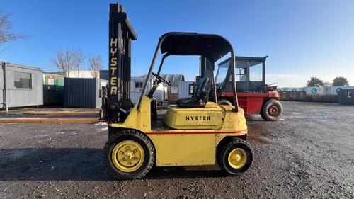 Ton hyster forklift - 2,