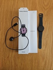 Samsung Galaxy Watch6 Bluetooth (40mm) Graphite with Sport Band SM-R935F. 