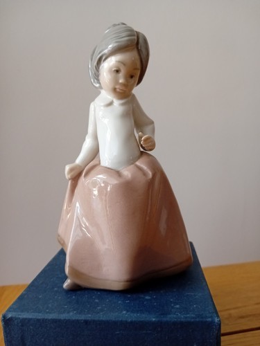 Lladro nao porcelain figurine - nao,