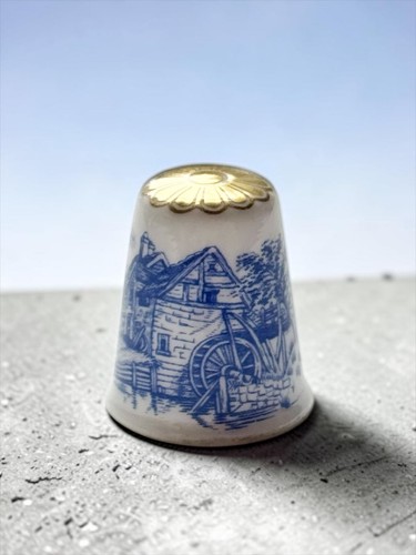 Spode bone china thimble - china,