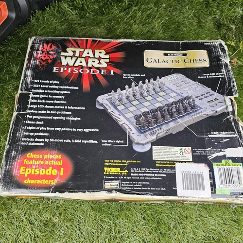 Star wars galactic chess - star,