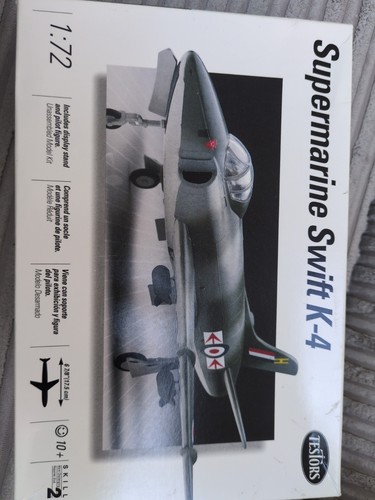 Testors model kit - model,