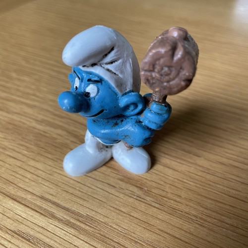 Vintage smurf figure - smurf, wooden