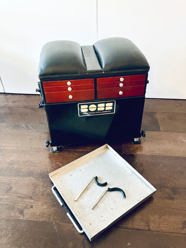 Vintage boss seat - box, 6