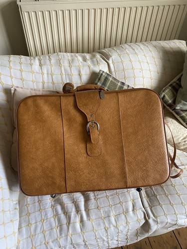 Vintage luggage good condition - vintage,