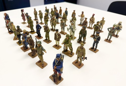 Job lot del - lot, of