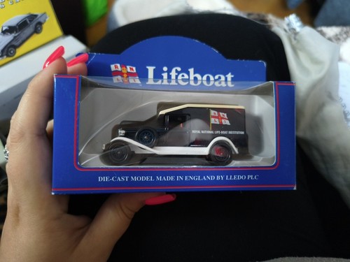 Vintage lledo rnli lifeboat - vintage,