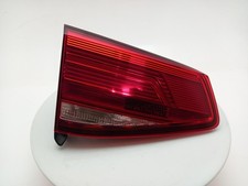 VOLKSWAGEN PASSAT Tail Light