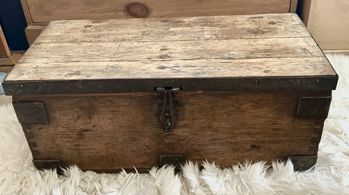 Antique rustic solid - antique, pine