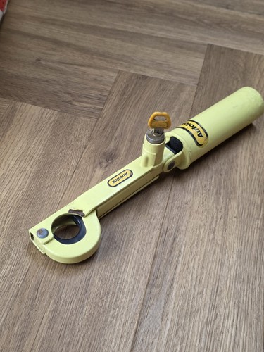 Retro car gear stick security - retro,