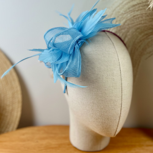 Small flower feather hair - flower,