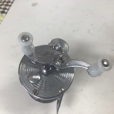 Vtg Fishing Reel PFLUEGER