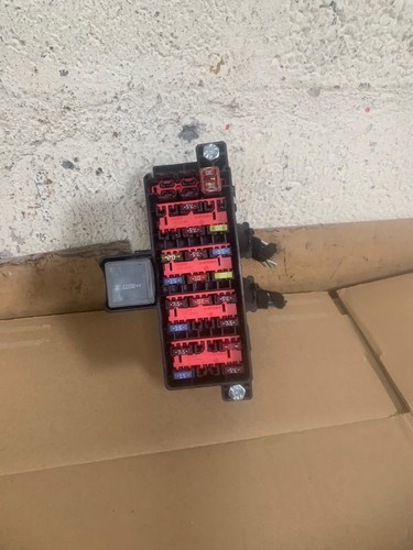 Ford fiesta mk7 fuse - mk7, under