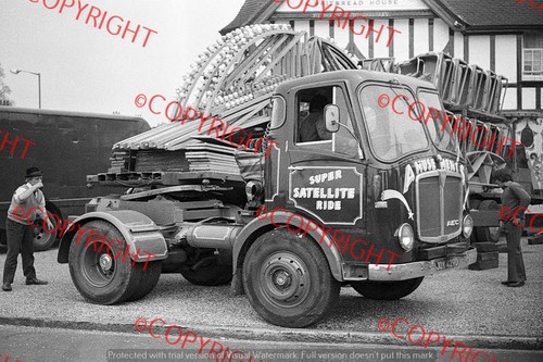 Truck photo showmans circus - truck,