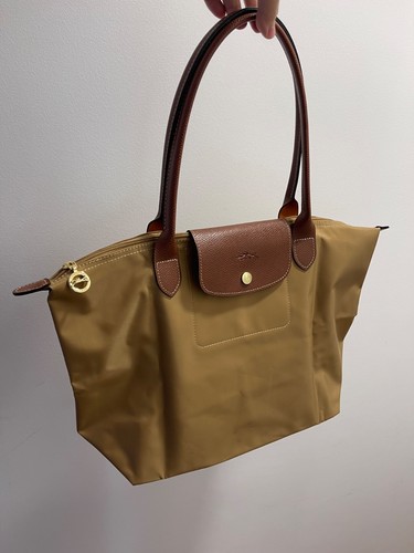 Authentic longchamp pliage - le,