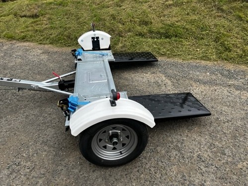 Phoenix towing dolly - phoenix,