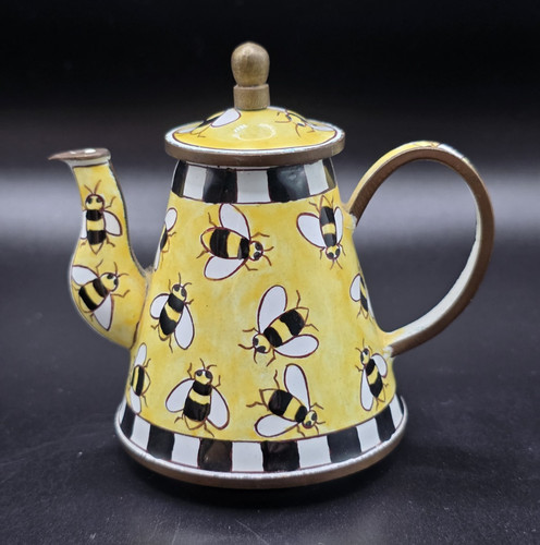 Miniature enamelled bumble bee - miniature,