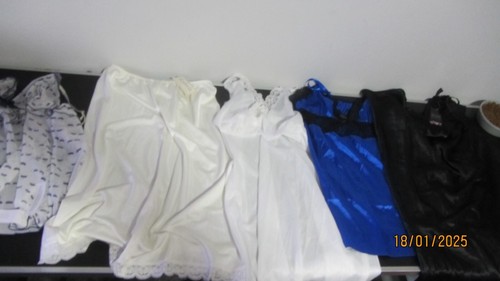 Job lot items 4 nighties - lot, 5