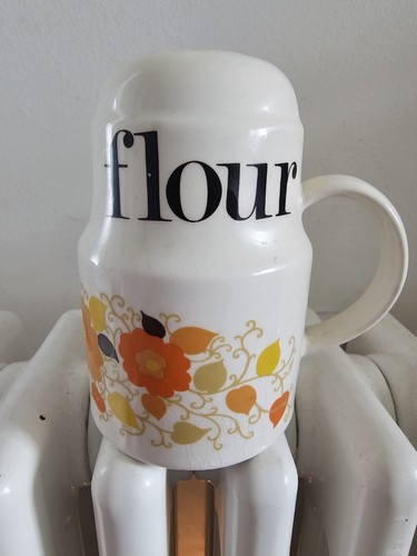 Vintage retro flour - retro,