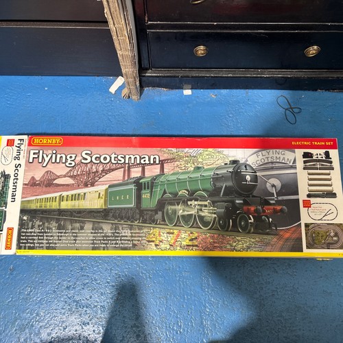 Hornby r1039 flying - hornby,