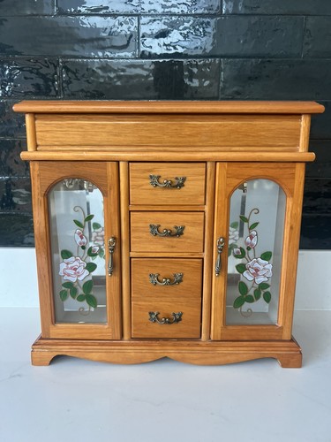 Vintage wood jewelry - wood,