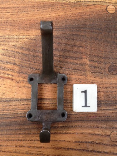 Cast iron school coat - cast,