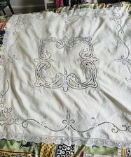 Vintage 1930’s White Hand