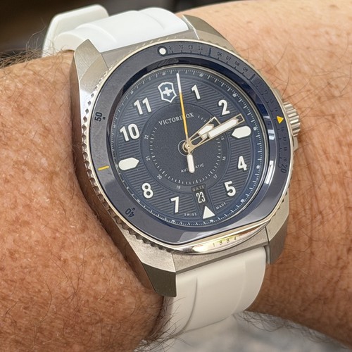 Victorinox swiss automatic - victorinox,