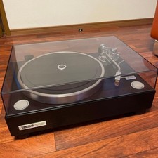 YAMAHA GT-750 Turntable Direct Drive Quartz AT120Ea/G Cartridge Fully Functional