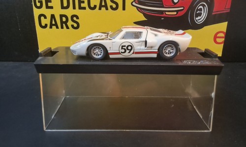 Model box 8453 - box,