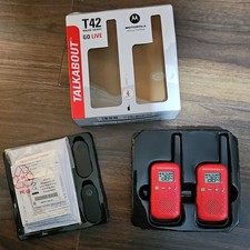 MOTOROLA WALKIE TALKIES TWO