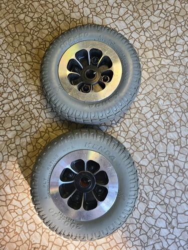 Invacare zoom 220 rear wheels - zoom,