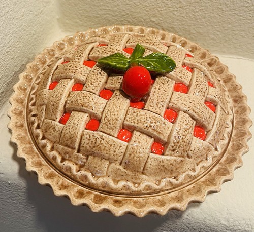 Vintage ceramic pie keeper - vintage,