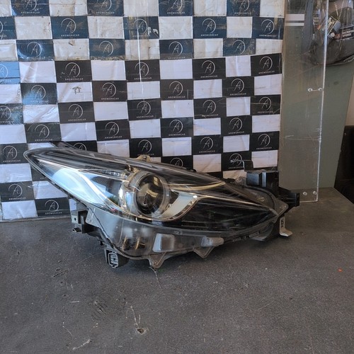 Mazda headlight front right - 3,