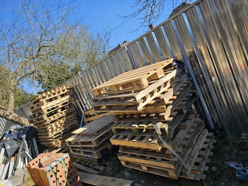 Free wooden pallets various - pallets.,