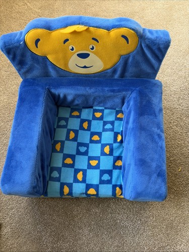 Build beat chair - build,