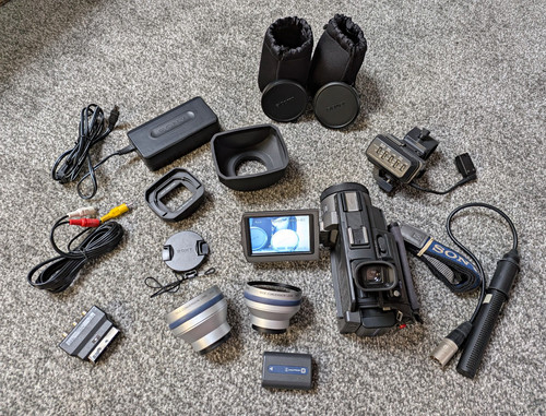 Sony dsr pdx10p - dvcam, handheld