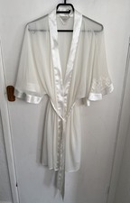 Presence 16 18 Semi Sheer Dressing Gown Floral Flower Satin Robe Lace Embroidery