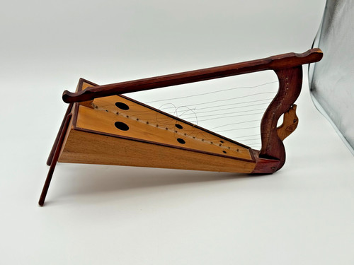 Vintage knee lap frame harp - knee,