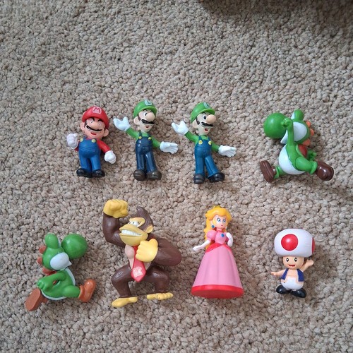 Job lot super mario small - 8,