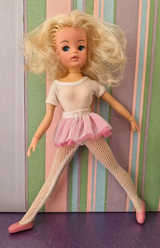 Vintage pedigree sindy - vintage,