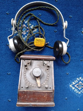 VINTAGE CRYSTAL RADIO SET