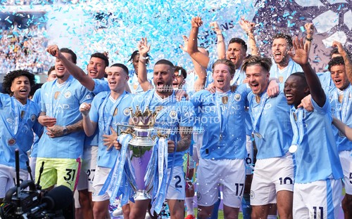 Trophy premier league - premier, man