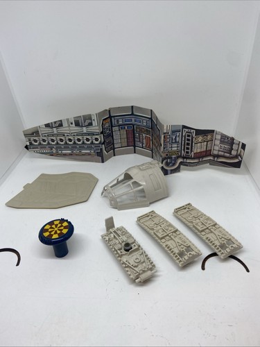 Star wars millenium falcon - wars,